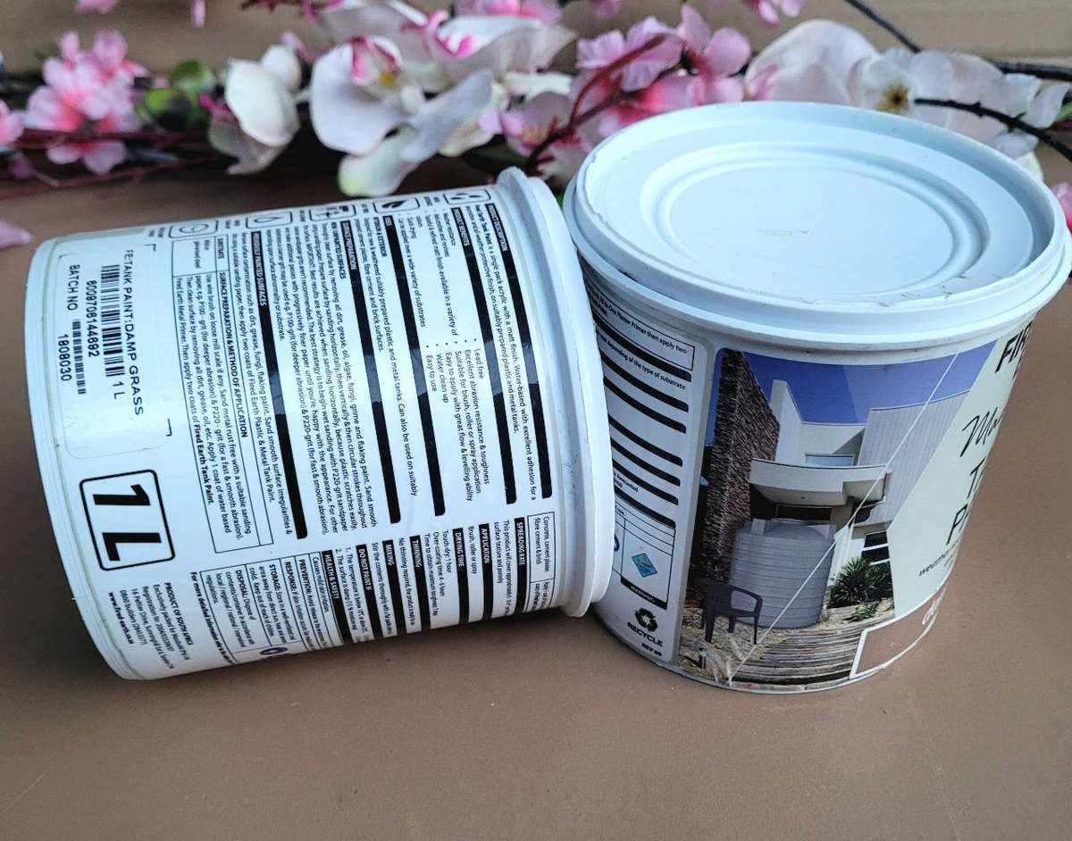 FIRED EARTH 1L Quality Weather-Resistant Metal/Plastic Tank Paint (Bid Per Piece-To Take Both)