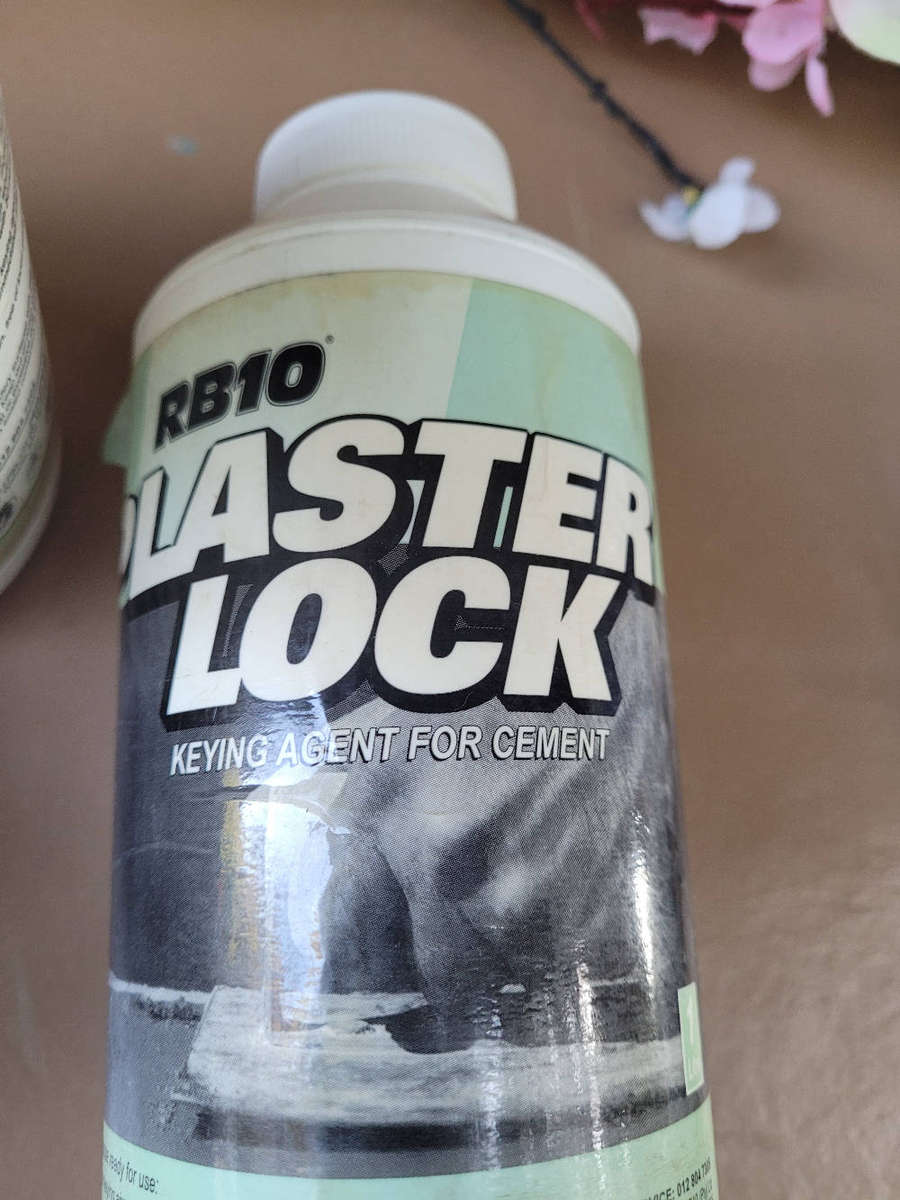 RB10 1L PLASTER LOCK-Keying Agent For Cement (Bid Per Piece-To Take Both)