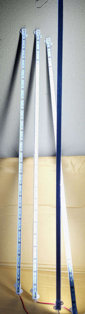 4x Battery-Operated LED Strip Light Bars (Bid Per Piece-To Take All 4x)