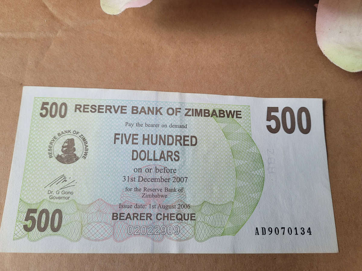 ZIMBABWE Early Hyper-Inflation Bank Notes (As Pictured)  Bid Per Piece-To Take All 5x