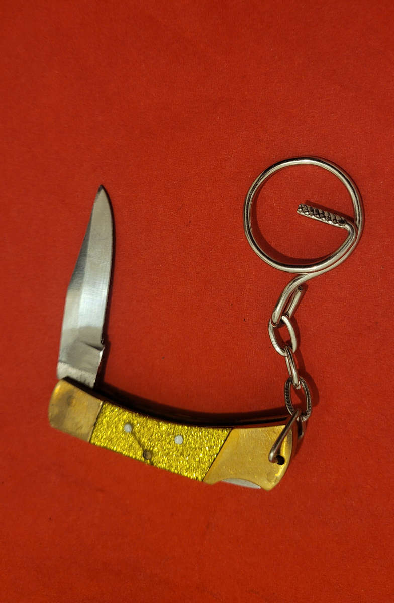 Unused.. Vintage Hand Made Brass-Capped Stainless Steel Mini Pocket Knives. (Bid Per Knife)