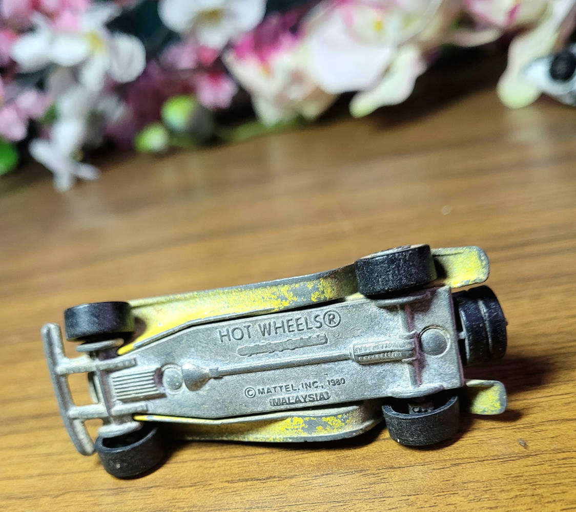 Vintage Collector`s Toys. (Lot 2)