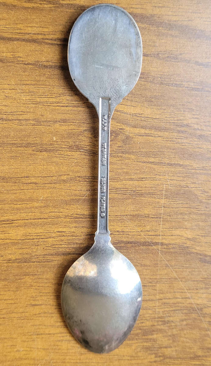 Various Souvenir  Decorative Spoons In A Velvet-Line Box (As Pictured)