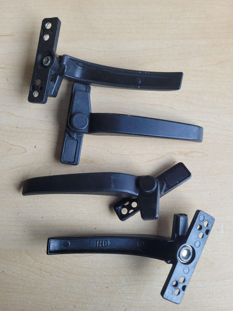 Aluminium Window Handles. (Bid Per Piece)
