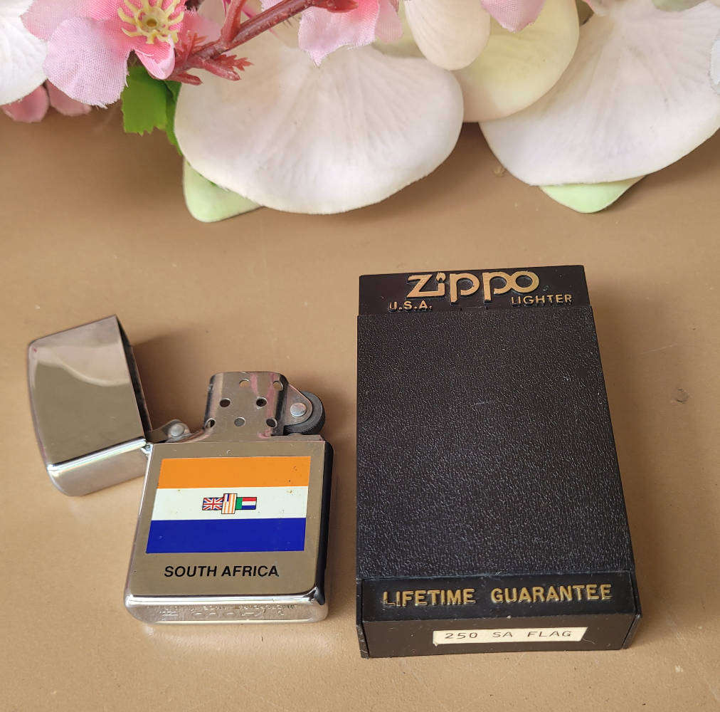 Vintage ZIPPO (USA) Semi-Collectable Lighter. (To be Refilled)