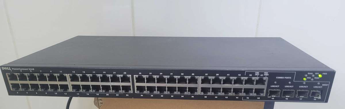48-Port DELL (Power Connect 5448) Ethernet.