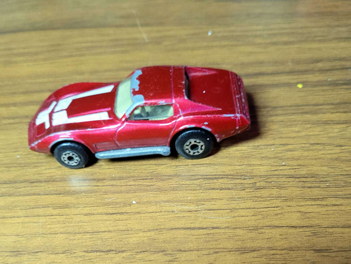 Vintage Collector`s Toys. (Lot 2)