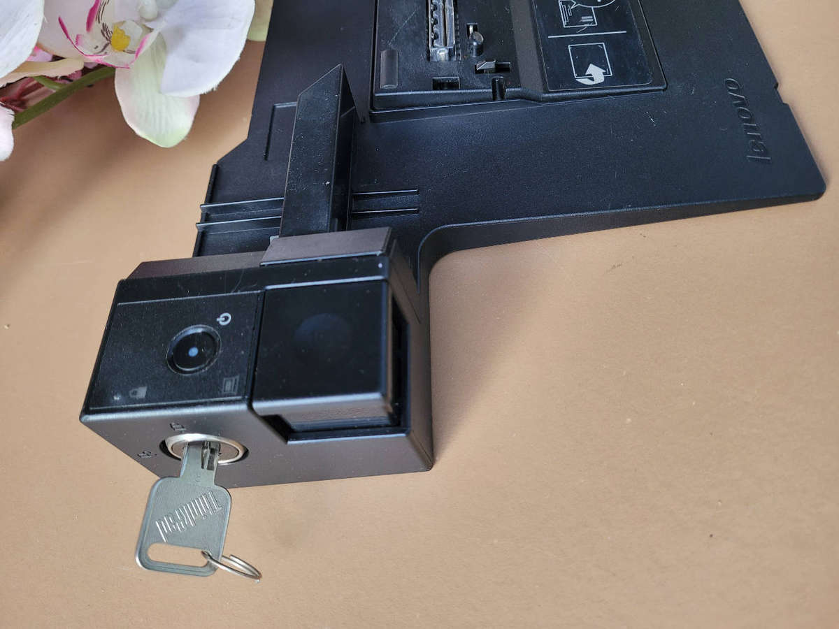 LINOVO Series 3 ThinkPad Mini Docking Station