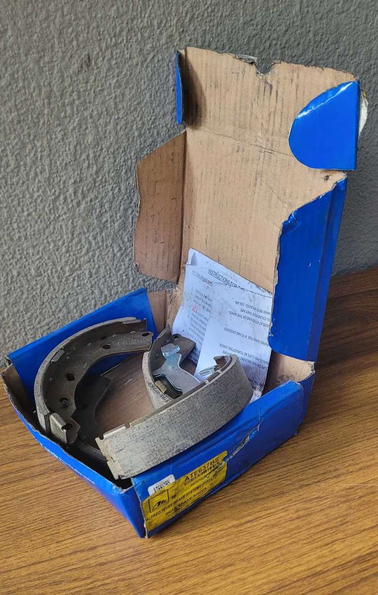 Hyundai Getz 1.3, 1.4GL, 1.5 CRD, 1.6 2 Rear Brake Pads (See Description For More)!!!