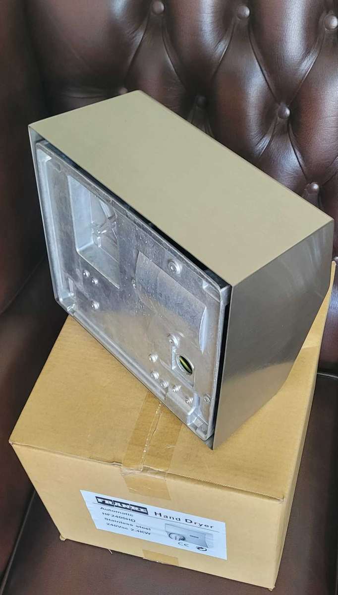 LAST ONE... Infra-red 2.4Kw Automatic Wall-Mount Hand Dryer (HF2400HD) - NO MOUNTING SCREWS