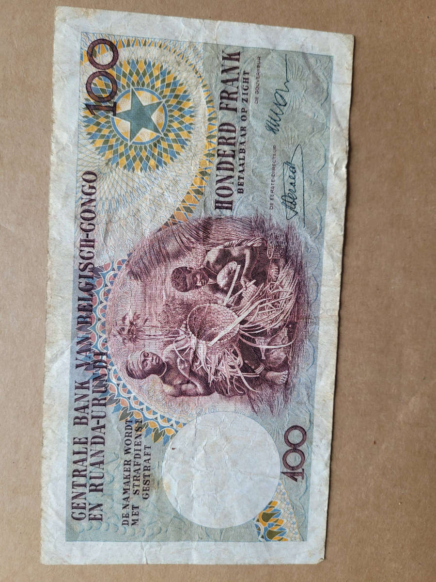 WORLD Bank Notes (As Pictured)  Bid Per Piece-To Take All 5x