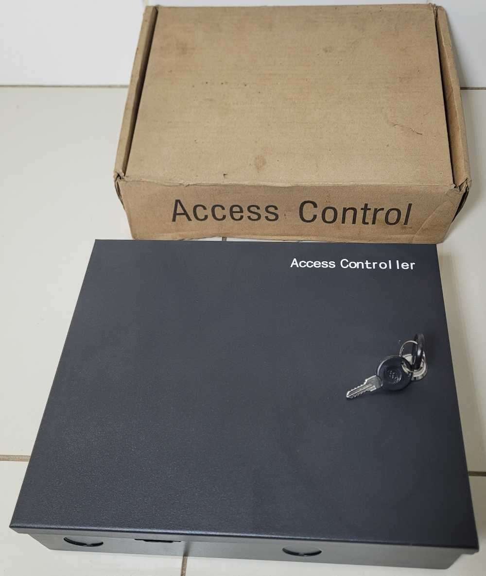 UNUSED..Access Control Box With Power Supply & A set Of Keys