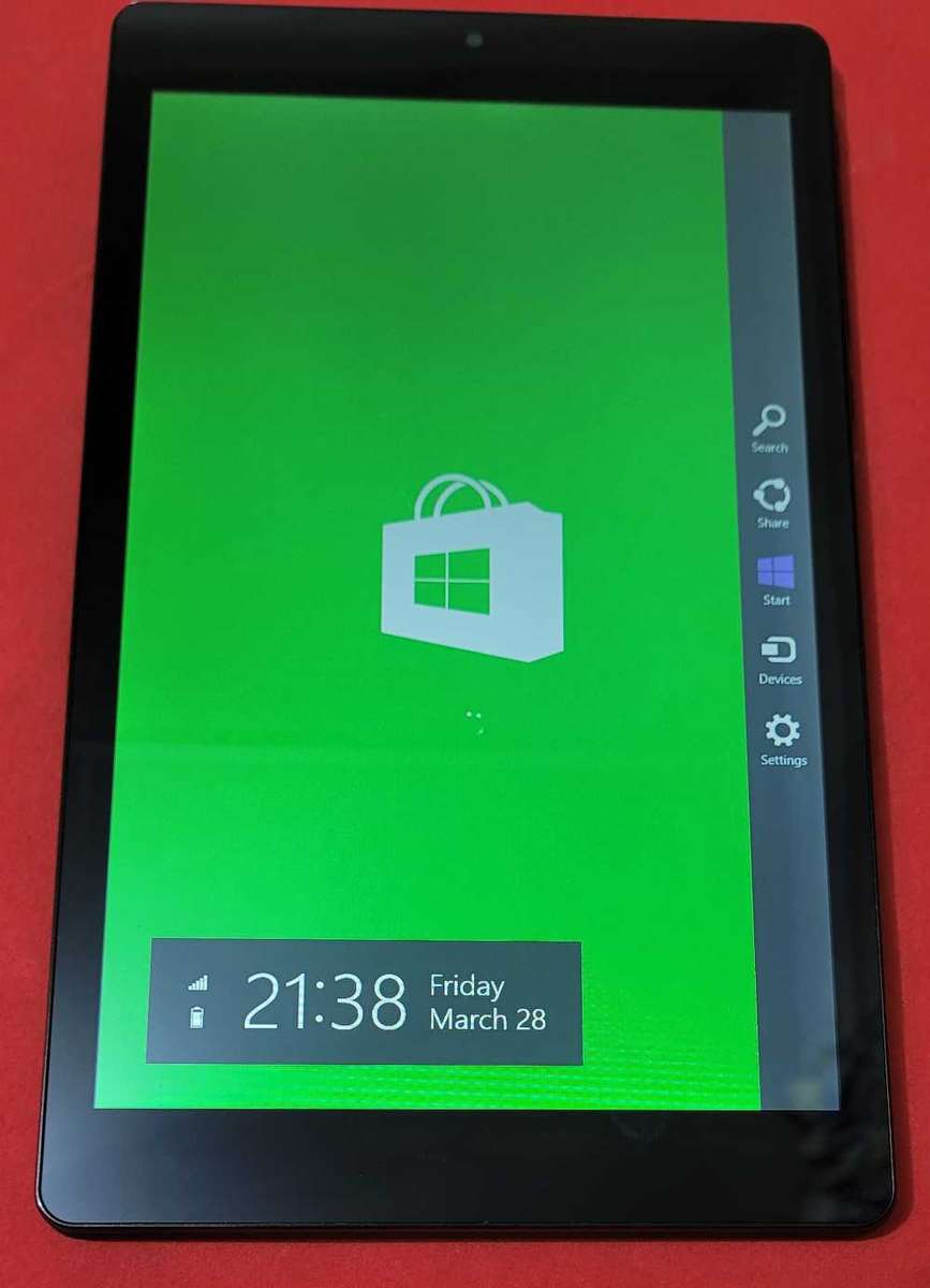 Windows 8" 16Gb NEXT BOOK WI-FI Tablet. (Almost Brand New)