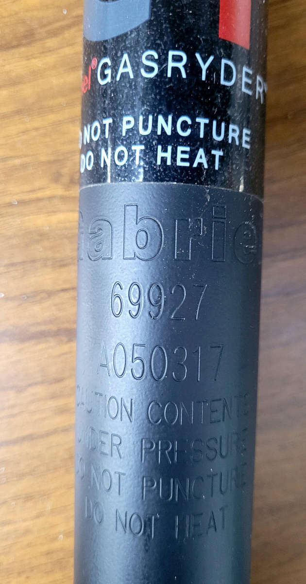 GABRIEL Rear Axle Twin-Tube Telescopic SHOCK ABSORBER - Fits RENAULT MEGANE 1995-2003 (Part: 69927)