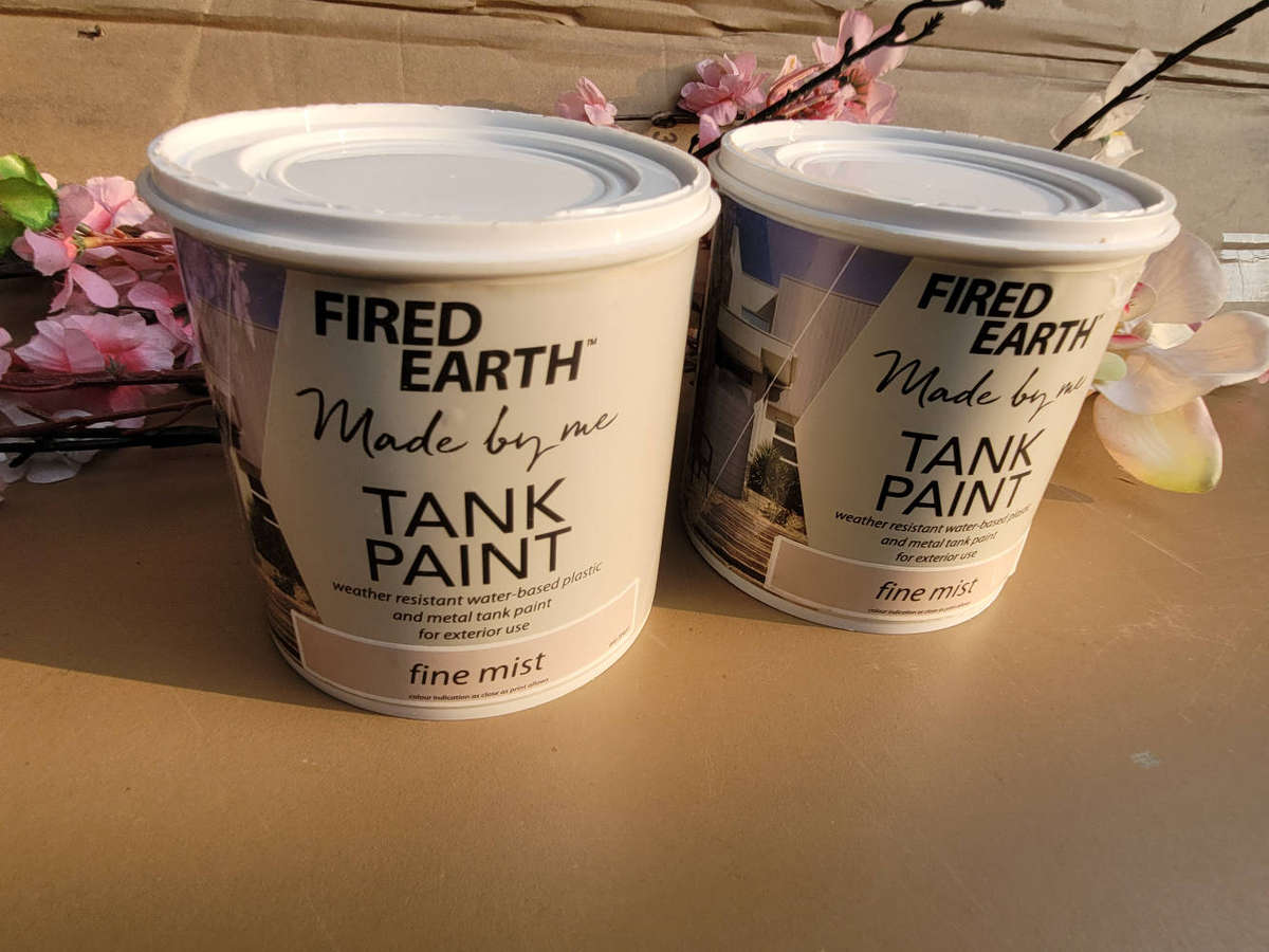 FIRED EARTH 1L Quality Weather-Resistant Metal/Plastic Tank Paint (Bid Per Piece-To Take Both)