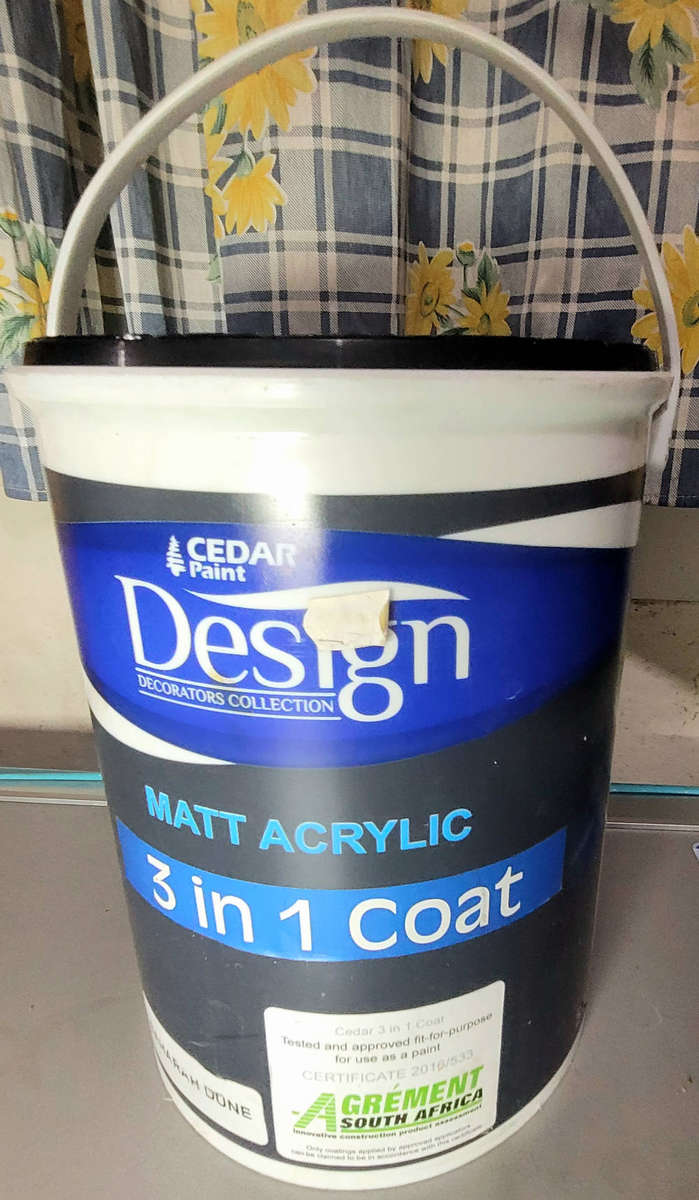 CEDAR PAINT 3-In-One MATT ACRYLIC Coat (SAHARA DUNE Colour)