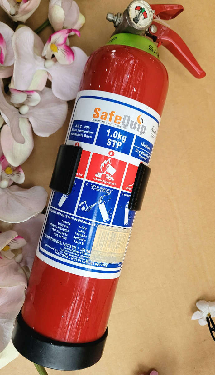 1.0Kg (Full) Fire Extinguisher (Last Service Date: 12/2016)
