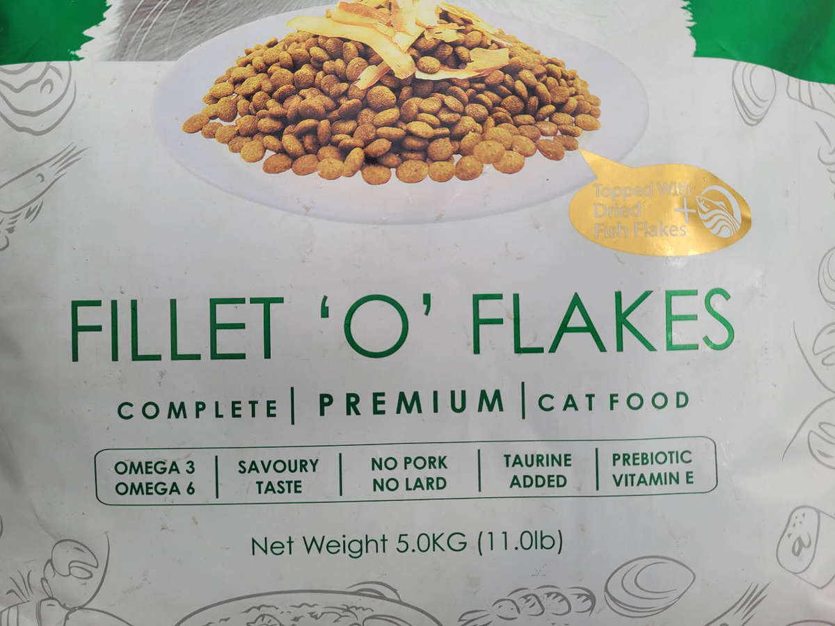 5.0Kg FILLET - O - FLAKES Complete Premium Cat Food-BB: 23 04 25