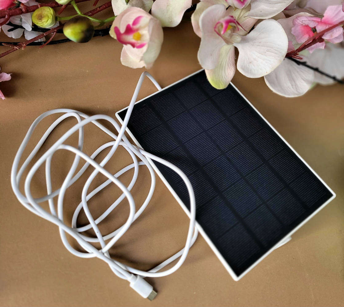 As Used... SOLAR WIFI-FI SECURITY CAMERA (Former Display Unit)