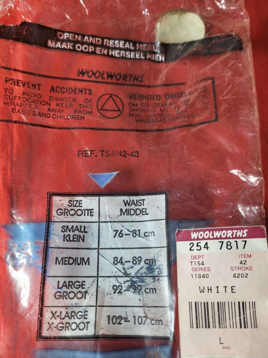 WOOLWORTHS 2-Piece Pure Cotton Briefs (L)       LAST ONE...