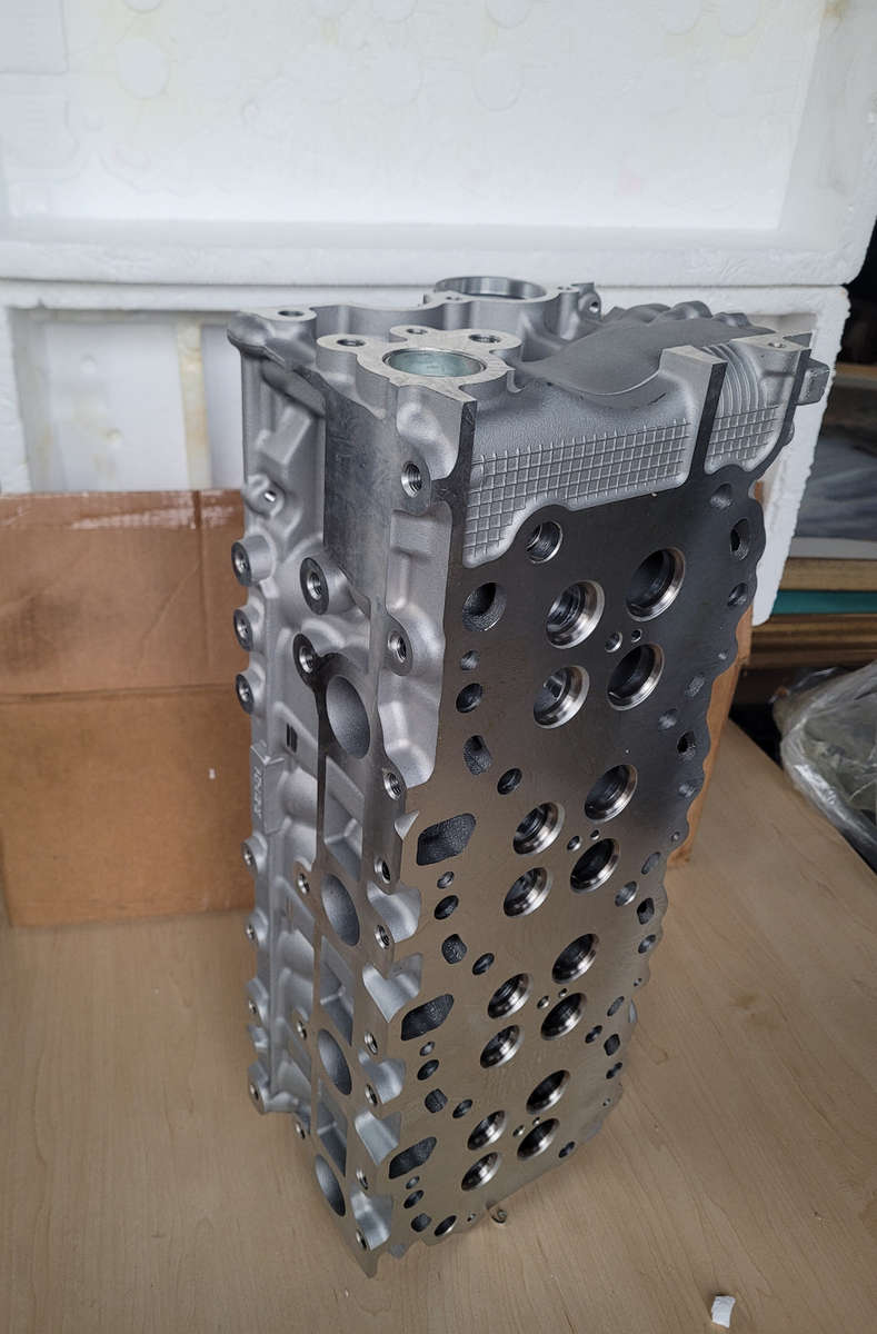 ISUZU KB 250/KB300 Bare Cylinder Head (4JJ1 /4JK1,  D-TEQ, D-MAX)