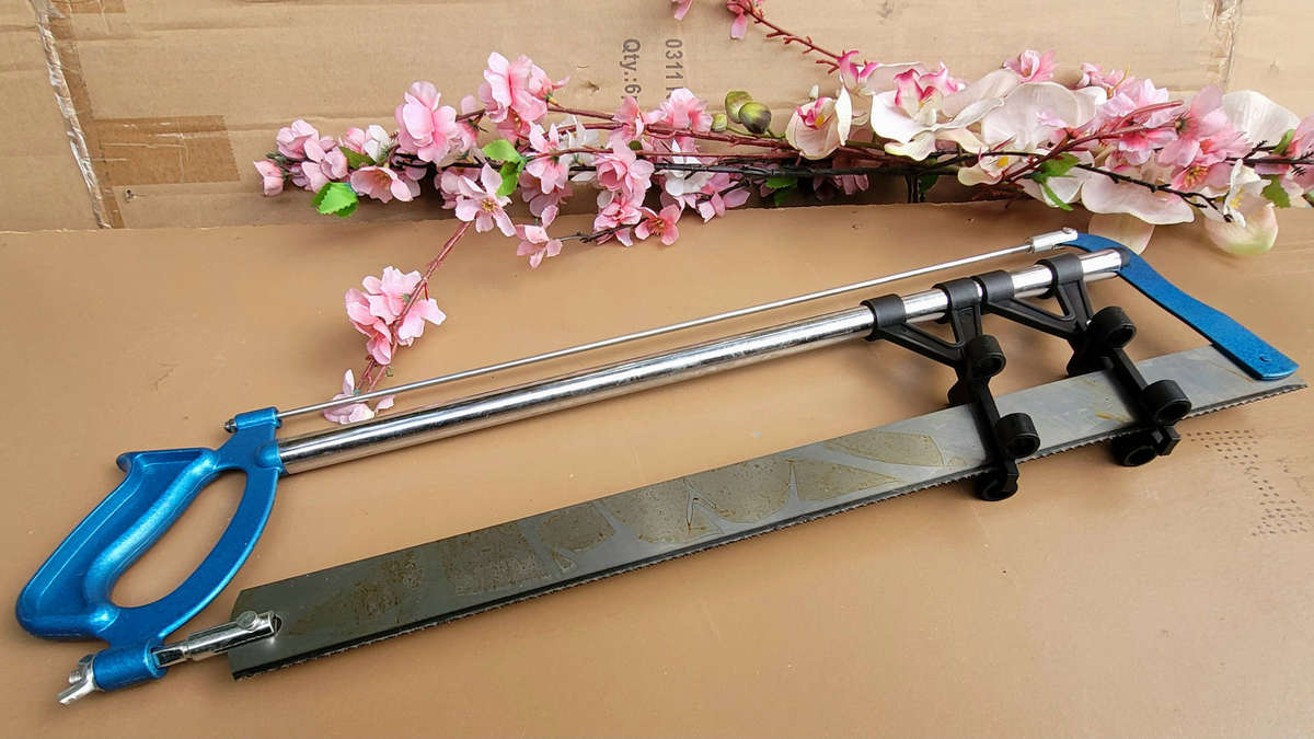 UNUESD.. 550mm UERASIA MITRE SAW (035RL). Old Packaging