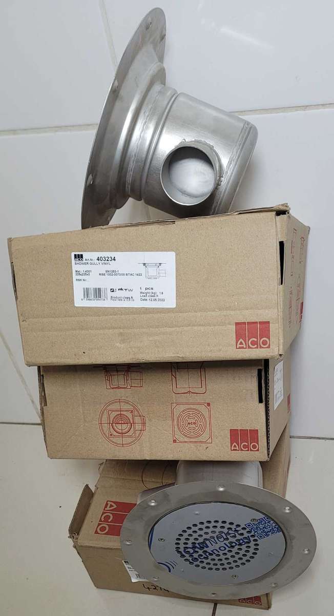 Quality Stainless Steel Side Outlet Shower Drain (Bid Per Piece)