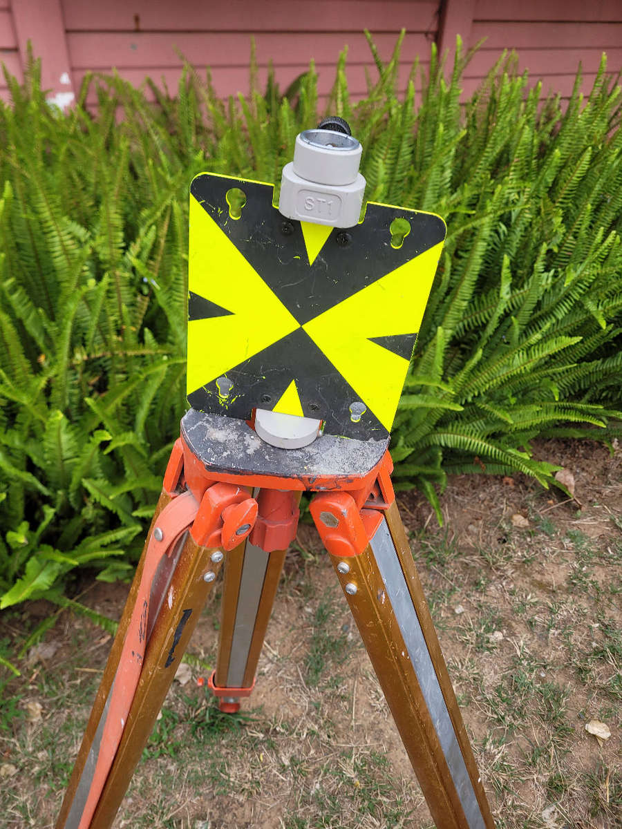 Good-Used WILD HEERBRGG & Other-With Prism Reflector Survey Target. (Bid Per Piece -To-Take Both)