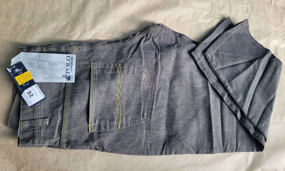 UNUSED Size 32 Triple-Stitched POLO Relaxed Fit  Jeans