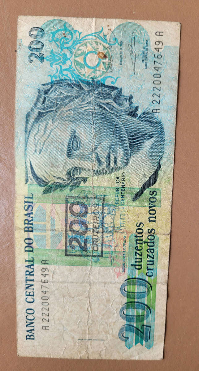 WORLD BANK NOTES #7 (As Pictured)  Bid Per Piece-To Take All 6x