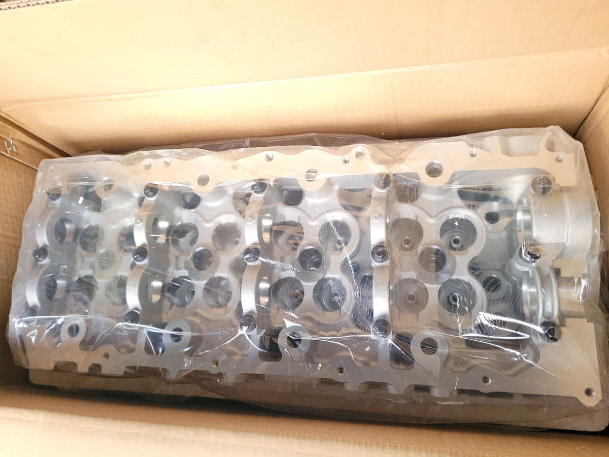 ISUZU KB 250/KB300 Bare Cylinder Head (4JJ1 /4JK1,  D-TEQ, D-MAX)