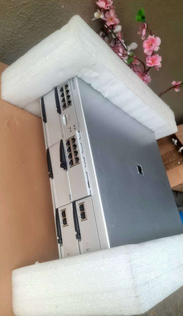 Hardly Used...Samsung OfficeServe 7200 PABX/Phone System