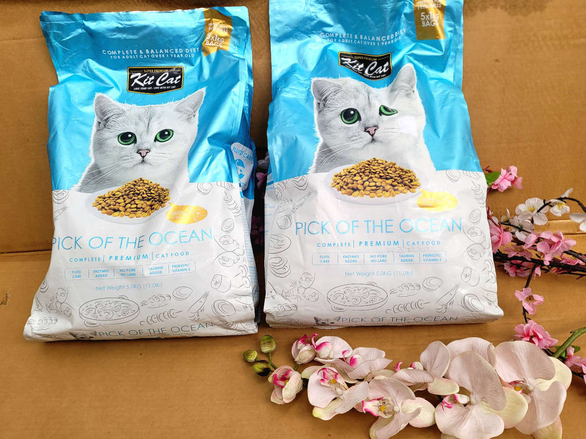 5.0Kg PICK OF THE OCEAN Complete And Balanced Diet For Adult Cat-1 year And Older. EXPIRY: 23 04 25