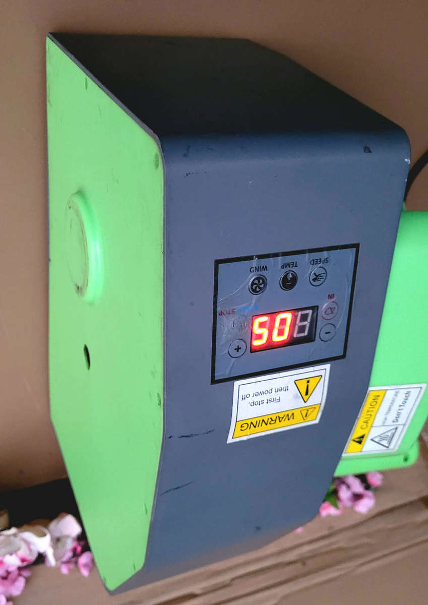 Air Pillow Packaging Machine-Powering As Pictured (Without Power Cable)