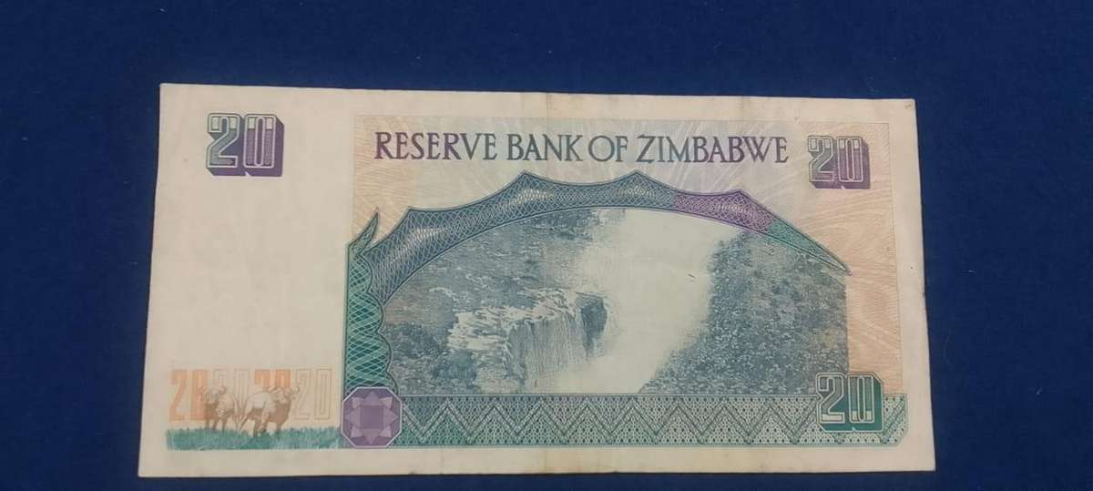 BANK OF ZIMBABWE TWENTY DOLLARS BANKNOTE -  GREAT CONDITION -1997
