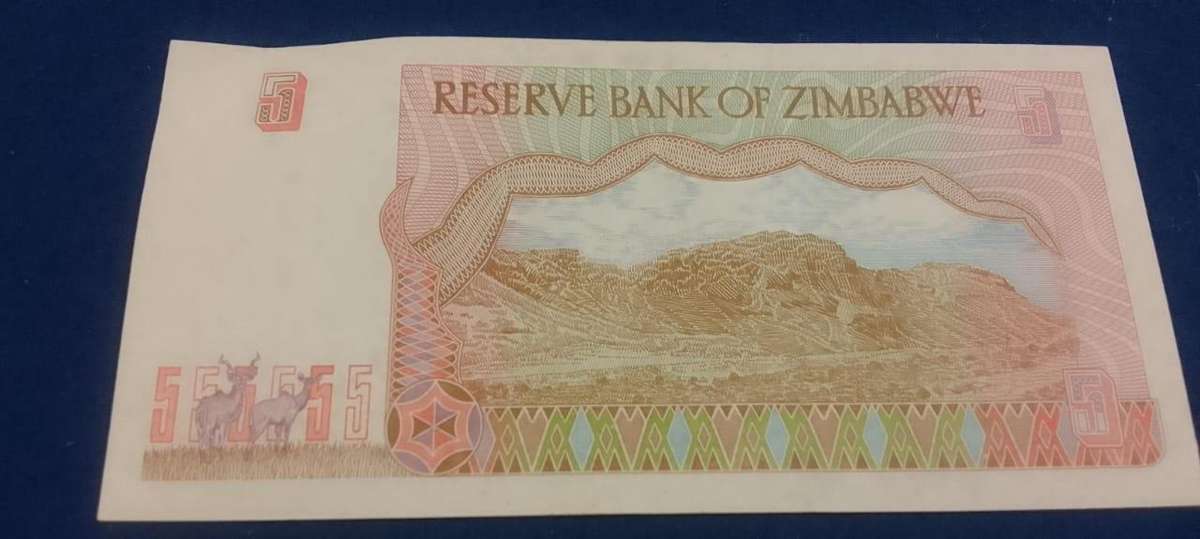 BANK OF ZIMBABWE FIVE DOLLARS BANKNOTE -  GREAT CONDITION -1997