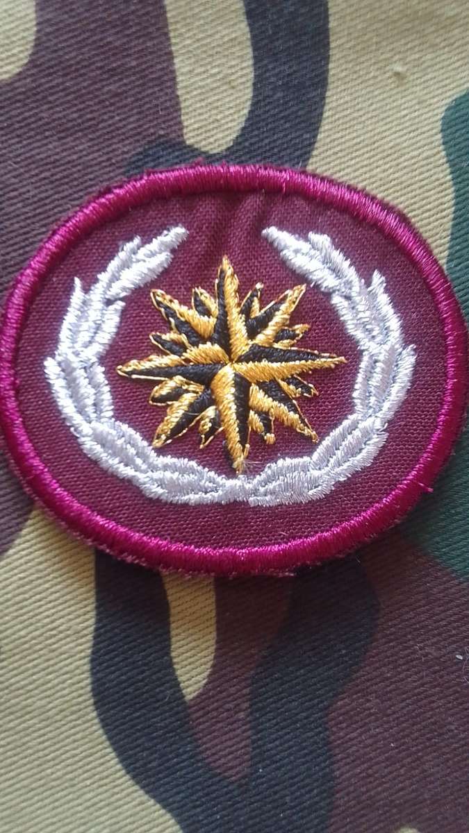 SADF - SA ARMY -  RECCE BERET BADGE (CLOTH)