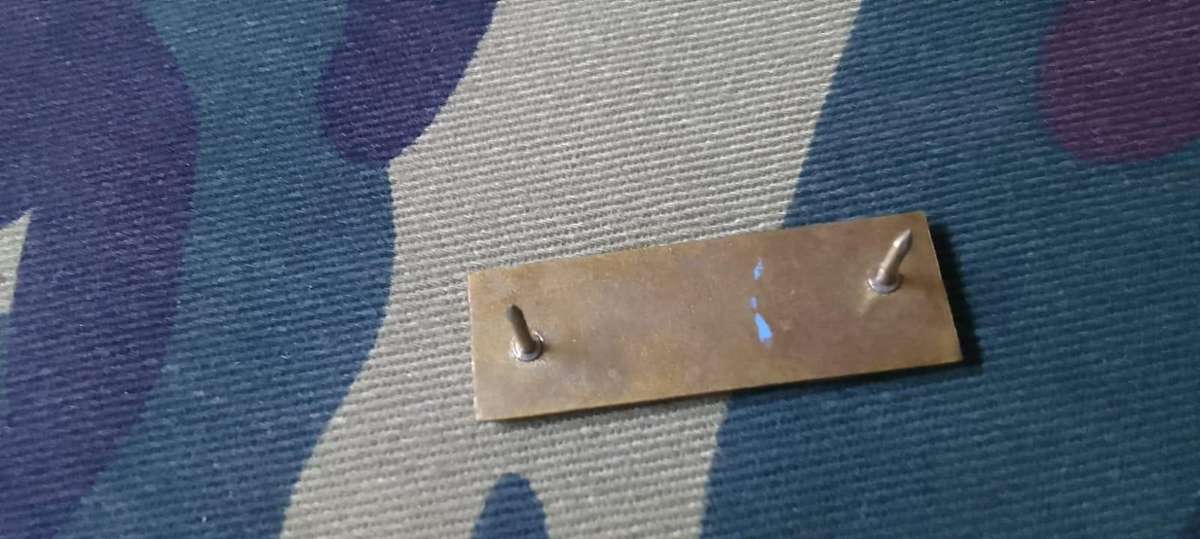 SADF/SA ARMY  MECHANISED INFANTRY BERET BAR   --- with pins