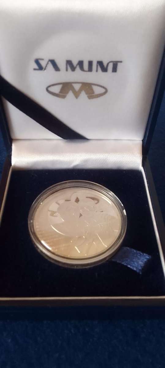 2012 SILVER R1  THE SISULU'S  PROOF COIN IN SA MINT BOX
