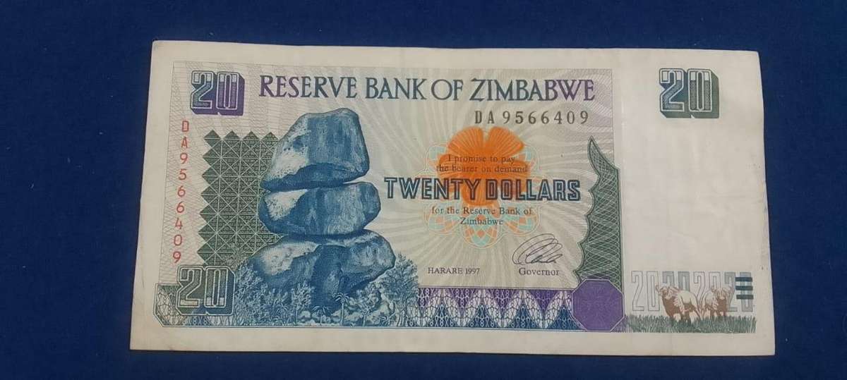 BANK OF ZIMBABWE TWENTY DOLLARS BANKNOTE -  GREAT CONDITION -1997
