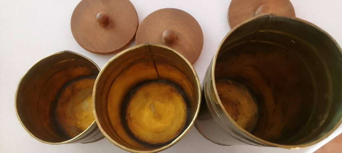 Copperware: SET of COPPER AND BRASS KITCHEN CANNISTERS - KOFFIE/ TEE/ SUIKER