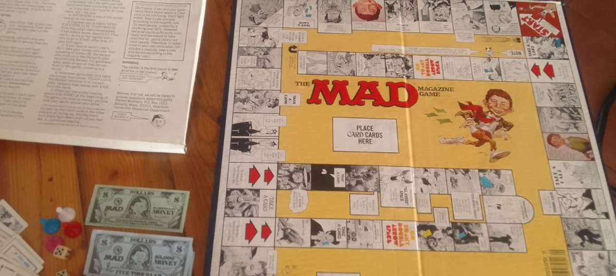 MAD MONOPOLY BOARD GAME - a true Classical-