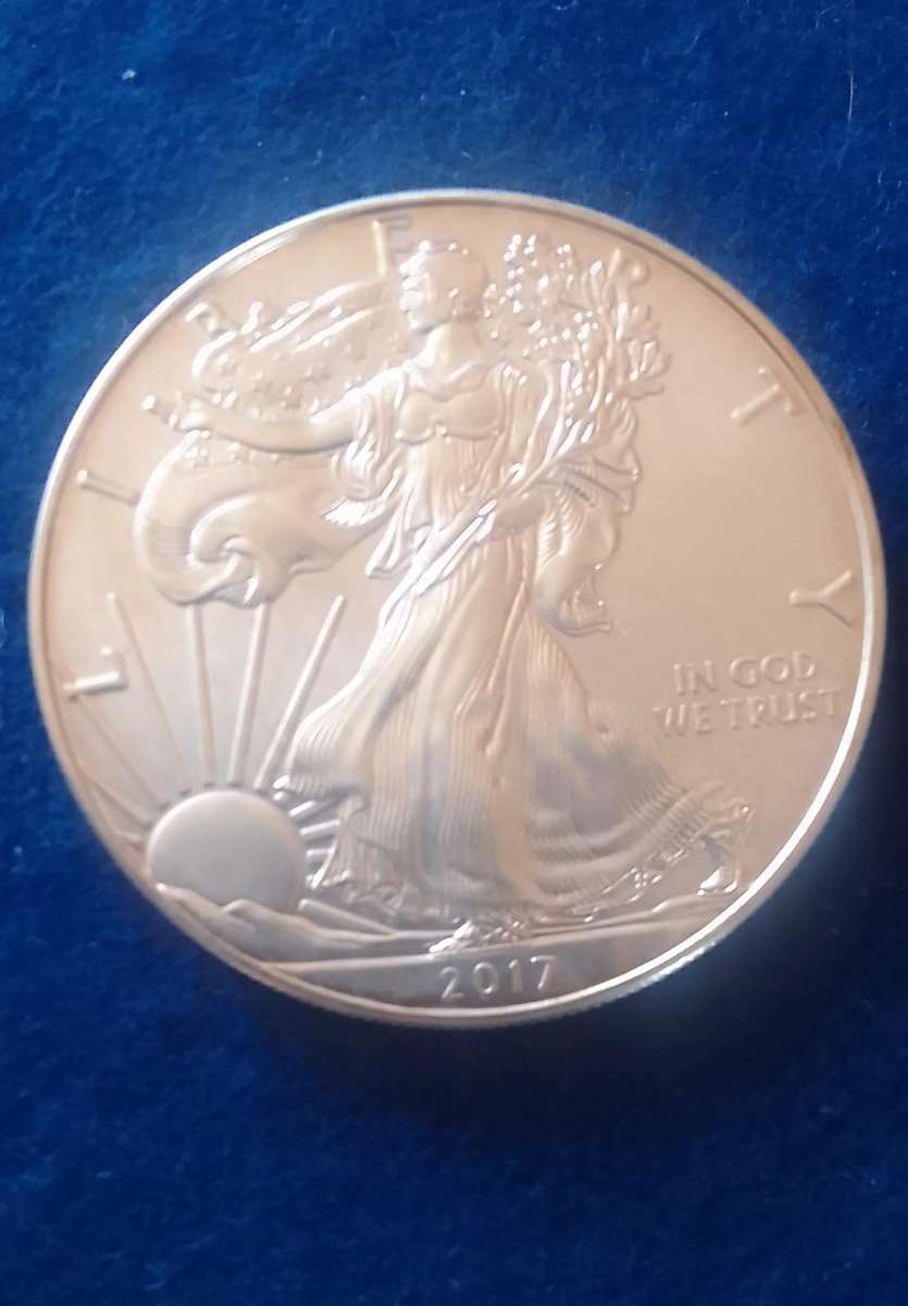 2017 LIBERTY USA FINE SILVER ONE DOLLAR COIN