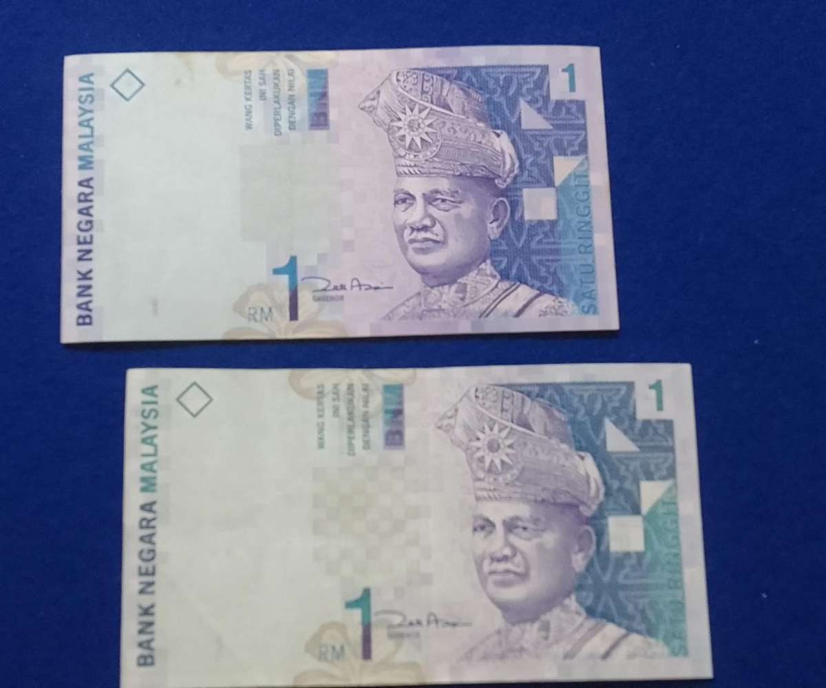 Bank of Malaysia notes - 2notes - your bid takes all