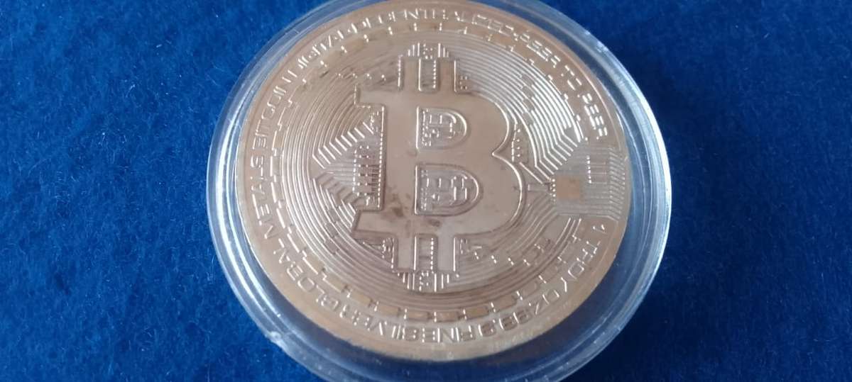 silver 1oz BITCOIN - (BU) -  (in capsule)