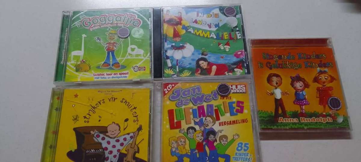 Cd's vir kinders x  5 - (Afrikaanse versameling) Jan de Wet / Anna Rudolph / goggatjie