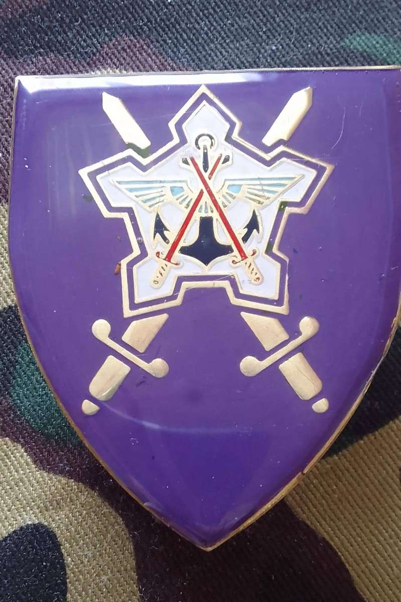 SADF/ SA ARMY CHAPLAIN  SHOULDER FLASH (with pins)