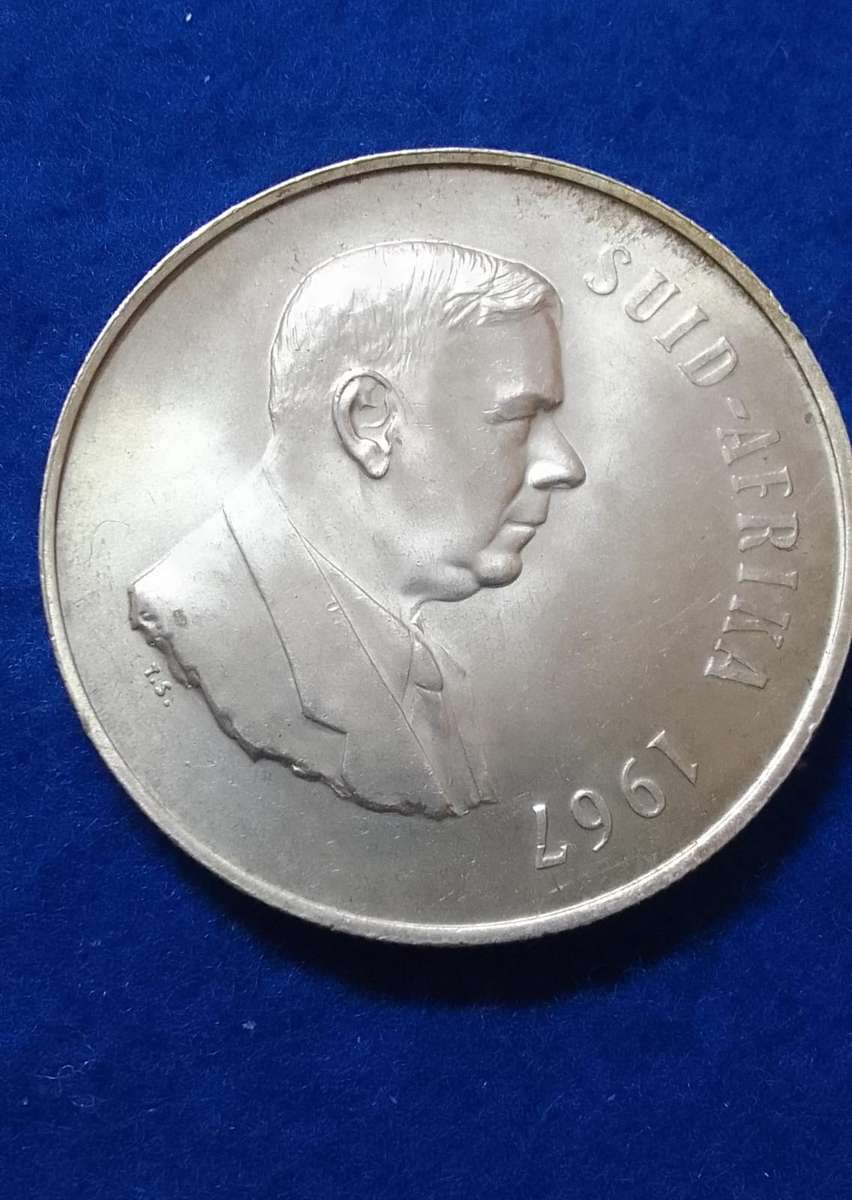 1967 R1 (S.A.) ONE RAND 80% SILVER - AFR