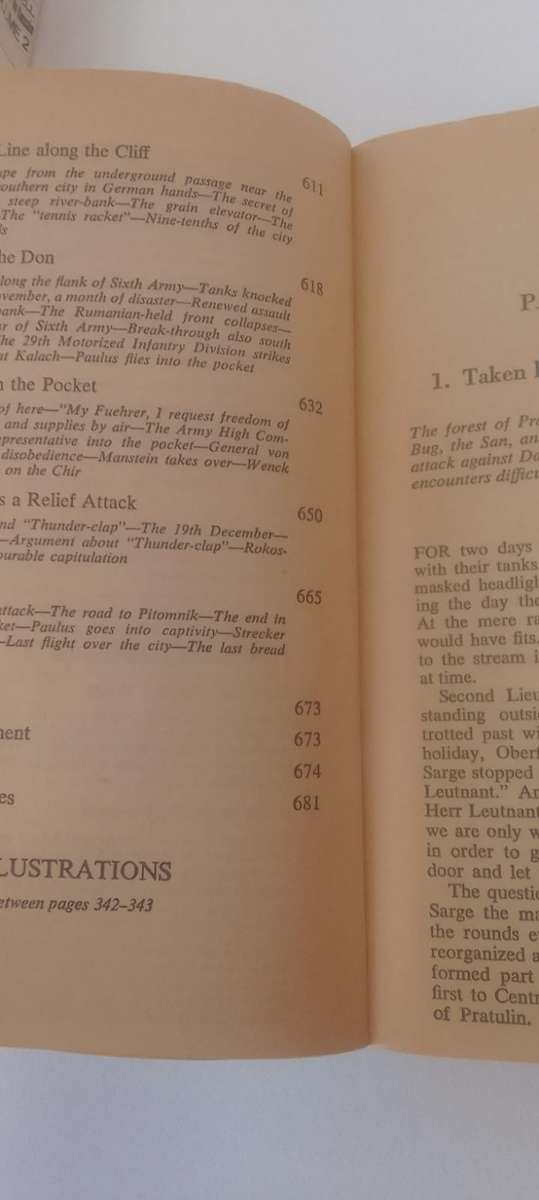 Book: Hitler's War on Russia (Vol 1) Hitler moves East - Paul Carell