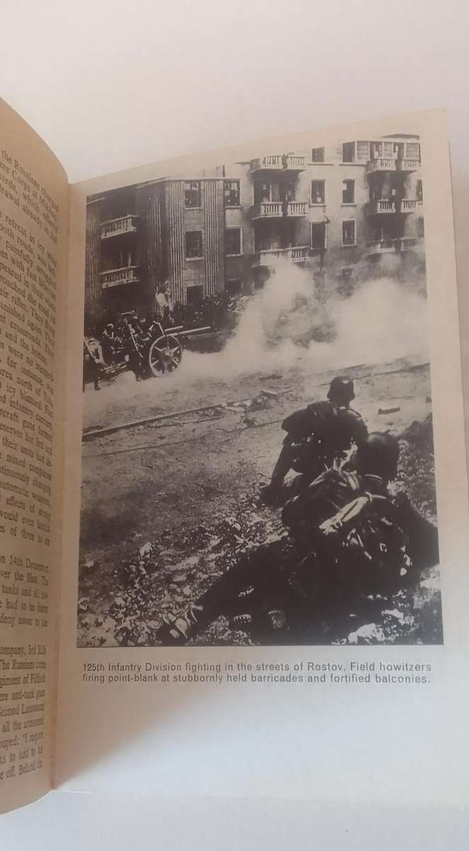 Book: Hitler's War on Russia (Vol 1) Hitler moves East - Paul Carell